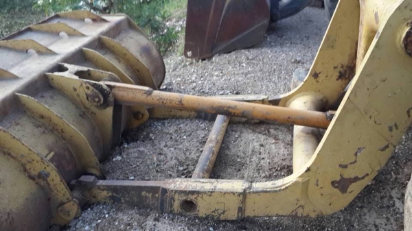 รถตัก KOMATSU JH63 เอวอ่อน ต่อแขนยาวเรียบร้อยแล้ว รถใช้งานดี รับประกันการใช้งาน