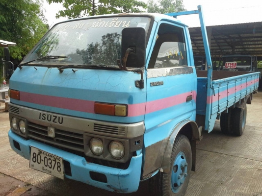 DAIHATSU 1OO แรงฝาขาว เครื่องอีซูซุ หัวอีซูซุ แตงโม พร้อมใช้