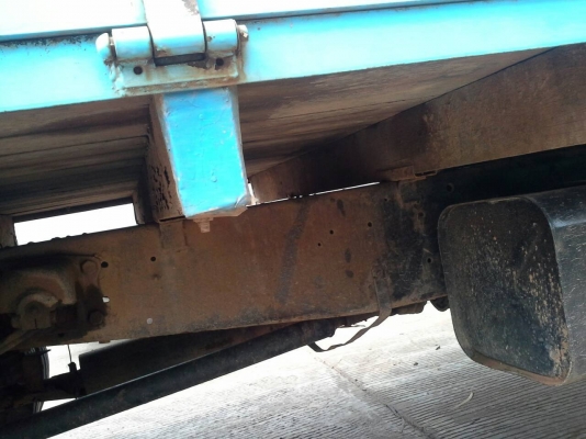 DAIHATSU 1OO แรงฝาขาว เครื่องอีซูซุ หัวอีซูซุ แตงโม พร้อมใช้