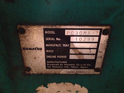 รถขุด Komatsu PC30MR-1 S/N:10299 ปี1998 4248ชม นำเข้าเองจากญี่ปุ่น สนใจโทร. 080-6565422 (หนิง)