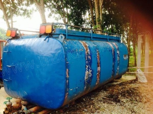 แท้งค์น้ำยาง 10,000 ลิตร ใส่บนรถ 6 ล้อ แท้งค์น้ำยาง 10,000 ลิตร ใส่บนรถ 6 ล้อ