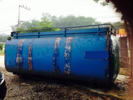 แท้งค์น้ำยาง 10,000 ลิตร ใส่บนรถ 6 ล้อ