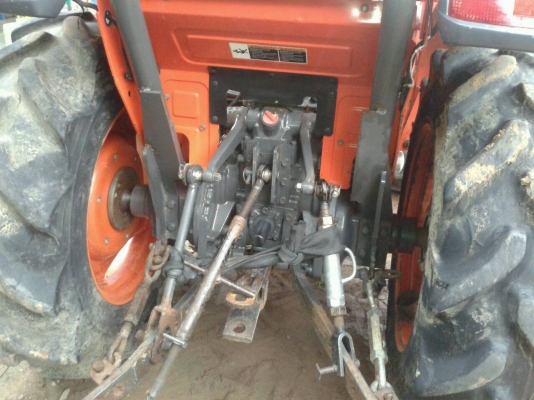 ขายรถไถ KUBOTA  L3608 พร้อมดันหน้าตราช้างของคูโบต้า