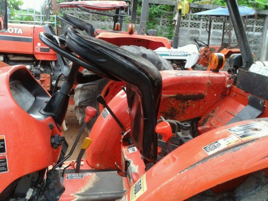 ขายรถไถ KUBOTA  L3608 พร้อมดันหน้าตราช้างของคูโบต้า