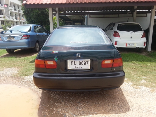 ขายhonda civic เตารีด 4 ประตู เกียรธรรมดา ติดแก็ส lpg ลงเล่มแล้ว ขายhonda civic เตารีด 4 ประตู เกียรธรรมดา ติดแก็ส lpg ลงเล่มแล้ว