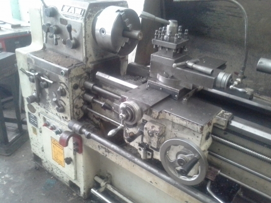 เครื่องกลึง YAM 400x700 ขนาด 5 ฟุต 4 เพลาเด้ง ระบบเกียร์บล็อค พร้อมมีเบรค กลึงเกลียวนิ้วและเกลียวมิลไม่ต้องเปลี่ยนเฟือง เครื่องจักรพร้อมใช้งาน เครื่องกลึง YAM 400x700 ขนาด 5 ฟุต 4 เพลาเด้ง ระบบเกียร์บล็อค พร้อมมีเบรค กลึงเกลียวนิ้วและเกลียวมิลไม่ต้องเปลี่ยนเฟือง เครื่องจักรพร้อมใช้งาน