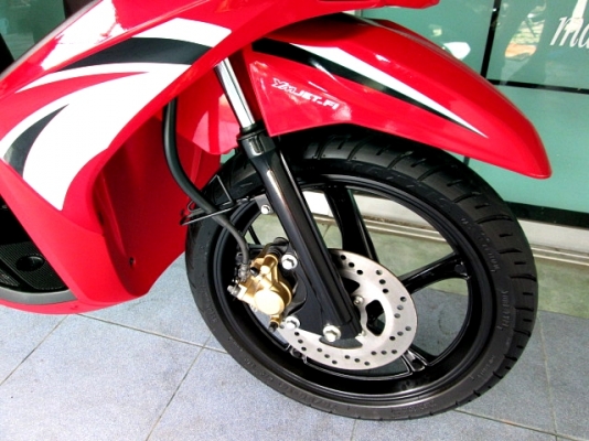 MIO 125 i MX ตัวท็อปล้อแมกซ์ รถเดือน ก.ย.ปี 56 สีขาวแดง ไมล์ 6332 โล ของแถม 3 รายการ  29900