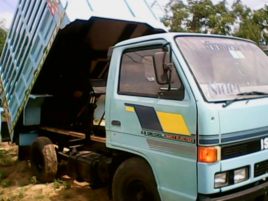 รถ ISUZU  4  ล้อดั๊มเกษตร  วางเครื่อง  88  แรงเครื่องดี  ครัชชีสวย