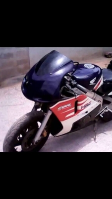 ขาย cbr 400 ปี89 สำเนาทะเบียน รถติดขี่ได้ขอขายตามสภาพ 28,000 ต่อลองได้ครับ รถอยู่สุพรรณบุรี 092-6429114 คีมสุพรรณครับ