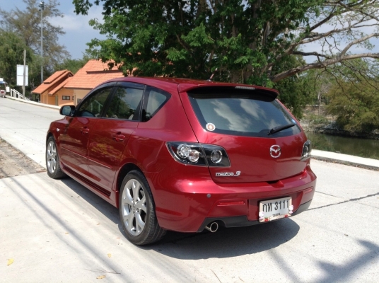 ขายรถ Mazda 3 รุ่นท้อป 5 ประตู  ปี 2009  วิ่งแค่ 80,000 กม.