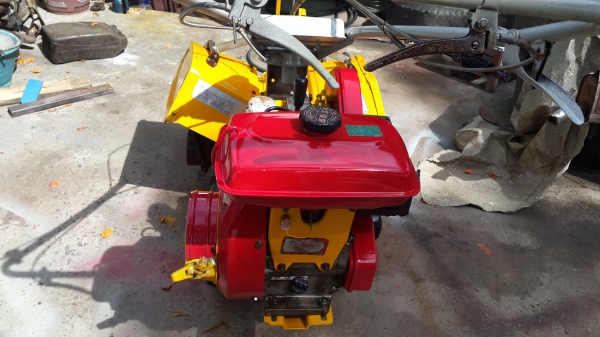 รถพรวนดิน