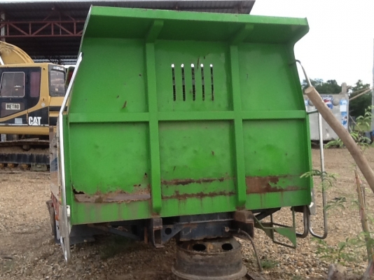 กระบะดั้มดิน4ล้อยกลงจากรถNKR  พร้อมกระบอกดั้ม4ตัน