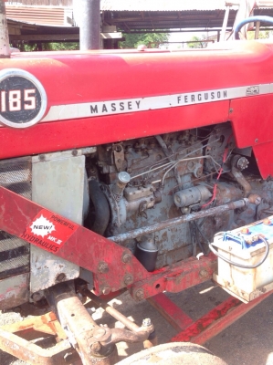 รถแทรกเตอร์แม็กซี่สภาพดีเดิมเครื่อง เกียร เฟืองท้ายดี มีผานดันหน้า ผานหลัง