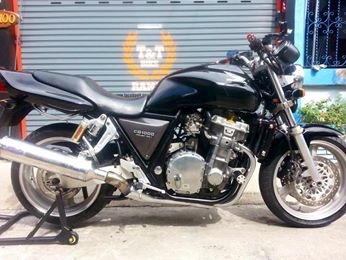 ต้ำพระราม2ขาย HONDA CB1000ปี99 อินวอย สรรพสามิตแท้ครบทุกฉบับ ของแต่งมีท่อสูตร ฟูล และชุดไฟขอทาง