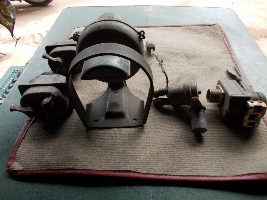 m601ขายชุดไฟพรางและชุดสวิตไฟสูงต่ำที่เท้าของจี๊ปอื่นๆ