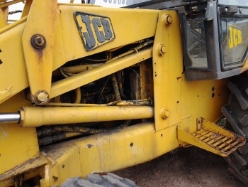 แนะนำสินค้า ที่สาขา 2 ของเราครับ เราคัดสรรสิ่งดีให้คุณ - รถหน้าตักหลังขุด ยี่ห้อยอด นิยม JCB: 3CX 4/337535