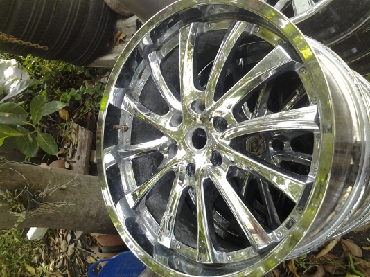 ขอบ22  ถูกๆๆ  ตามสภาพใส่กระบะ6รู