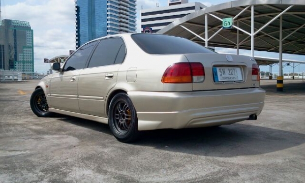 1996 HONDA, CIVIC 1.6 VTi-E โฉม ตาโต สีบรอนซ์ทอง เกียร์ออโต้ ติดแก๊ส LPG หัวฉีด 1996 HONDA, CIVIC 1.6 VTi-E โฉม ตาโต สีบรอนซ์ทอง เกียร์ออโต้ ติดแก๊ส LPG หัวฉีด