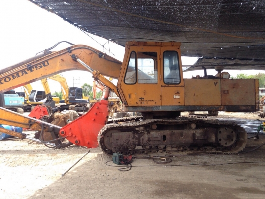 ขายรถแมคโครPC200-2พร้อมหัวเจาะ สภาพพร้อมใช้ สนใจติดต่อ บอย085-156-2314