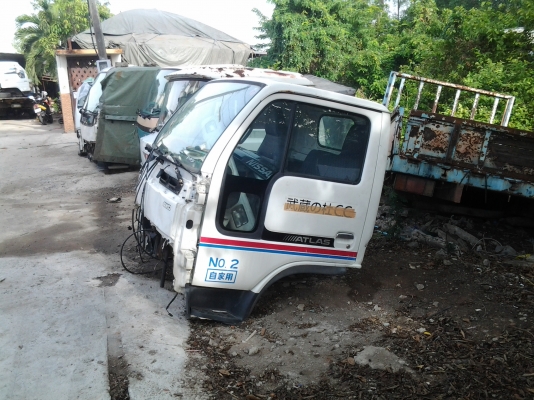 ขายด่วนหัวรถ 6 ล้อ นำเข้าจากเซียงกง ขายโล๊ะล้างสต็อกจำนวนมาก เลิกกิจการ จากหัวละ 70,000 - 100,000 บาท ขายเพียงหัวละ 39,500 บาท เท่านั้น อุปกรณ์ครบ มาก่อนได้เลือกก่อน หากเหมาหมดลดลงได้อีกครับ มีหัวโตโยต้าไดน่าร์ หัวมิตซู หัวฮีโน่ หัวอีซูซุ หัวนิสสัน สอบถาม