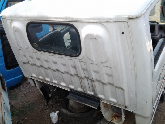 ขายด่วนหัวรถ 6 ล้อ นำเข้าจากเซียงกง ขายโล๊ะล้างสต็อกจำนวนมาก เลิกกิจการ จากหัวละ 70,000 - 100,000 บาท ขายเพียงหัวละ 39,500 บาท เท่านั้น อุปกรณ์ครบ มาก่อนได้เลือกก่อน หากเหมาหมดลดลงได้อีกครับ มีหัวโตโยต้าไดน่าร์ หัวมิตซู หัวฮีโน่ หัวอีซูซุ หัวนิสสัน สอบถาม