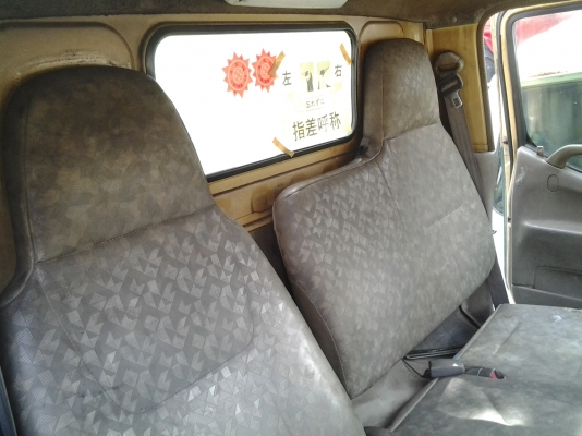 ขายด่วนหัวรถ 6 ล้อ นำเข้าจากเซียงกง ขายโล๊ะล้างสต็อกจำนวนมาก เลิกกิจการ จากหัวละ 70,000 - 100,000 บาท ขายเพียงหัวละ 39,500 บาท เท่านั้น อุปกรณ์ครบ มาก่อนได้เลือกก่อน หากเหมาหมดลดลงได้อีกครับ มีหัวโตโยต้าไดน่าร์ หัวมิตซู หัวฮีโน่ หัวอีซูซุ หัวนิสสัน สอบถาม