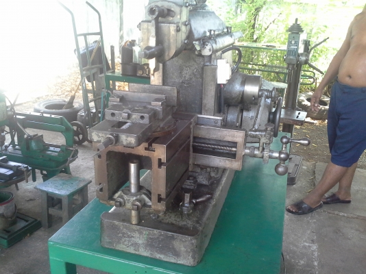 เครื่องไส ขนาดเล็ก หายากมาก รุ่นนี้ สภาพเครื่องจักรพร้อมใช้งาน