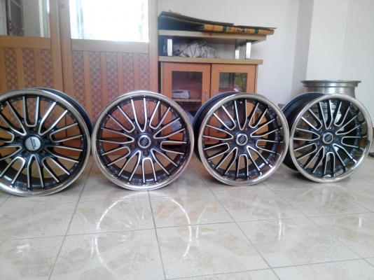 INFINY BY JAPAN 17/5/114 กว้าง7.5ทั้ง4วง หน้าตื้นหลังลึก ออฟ42-38ขอบเลส เดิมๆโรงงานสวยๆไม่เบียด ไม่ซ่อม ขาย7000สนจัยดู ของได้ที่ คลอง2 คลองหลวง ซ,บงกช11  0898128457 ไอดี chaichaimax  ซ.บงกช11https://www.facebook.com/profile.php?id=1000062310313