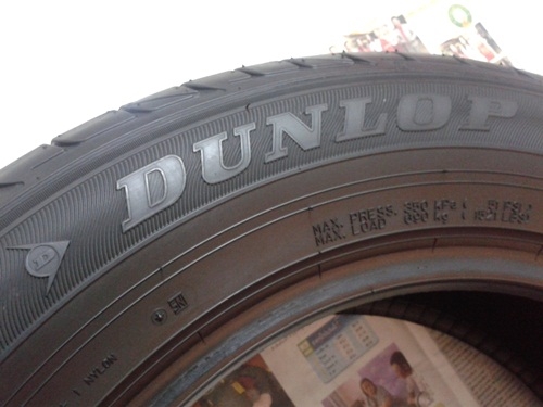 ยาง,215-60-16 DUNLOP LM704 สภาพสวยปี13แก่ๆสี่เส้น 4,900