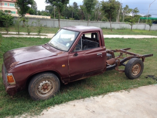 ยังอยู่นะครับ บังเอิญกดขายผิดอันครับ