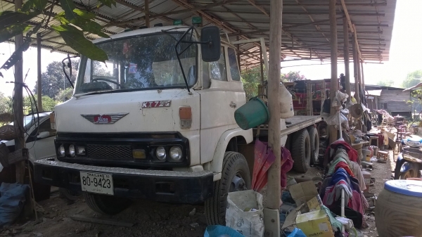 10ล้อเทรนเลอร์บรรทุกรถเกี่ยว 2เพลา Hino kt 725