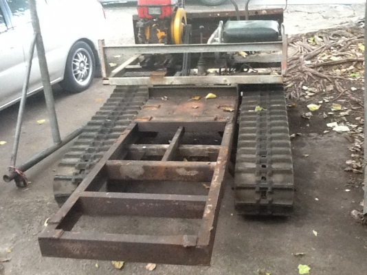 รถบรรทุกล้อยางตีนตะขาบyanmar11แรง