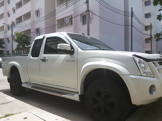 ขายรถบ้าน ISUZU D-Max Hinlander 3.0 ปี 2009 สี ขาวมุข
