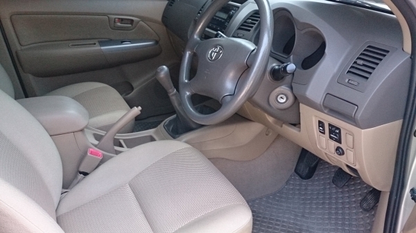 TOYOTA HILUX VIGO D4D Double Cab  Prerunner VN Turbo 3.0 MT ปี 2011