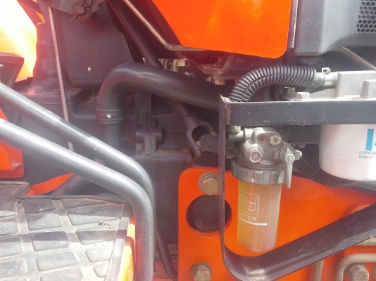 รถแทรคเตอร์ 36 แรงม้าจำนวนชั่วโมงน้อย+ปรับสภาพพร้อมใช้งาน รถแทรคเตอร์ 36 แรงม้าจำนวนชั่วโมงน้อย+ปรับสภาพพร้อมใช้งาน