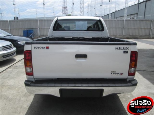 คุ้มค่ากับการลงทุน TOYOTA HILUX VIGO D4D Double Cab  2.5 MT ปี 2009