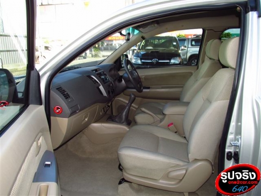 TOYOTA HILUX VIGO D4D SMARTCAB  2.5 MT ปี 2010