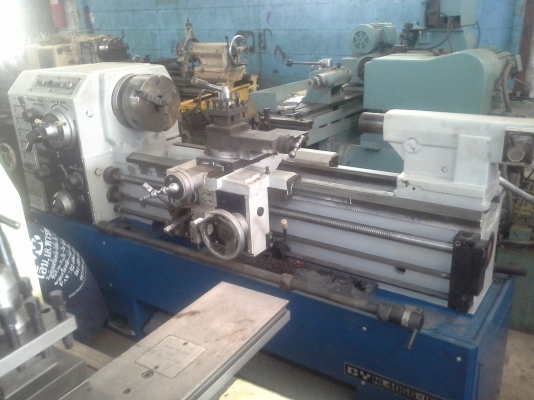 เครื่องกลึง CHEINYEH NL405Gx1000 ขนาด 6 ฟุต 4 เพลาเด้ง ระบบเกียร์บล็อค พร้อมมีเบรค กลึงเกลียวนิ้วและเกลียวมิลไม่ต้อง