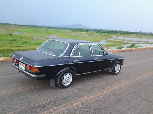 benz300d ดีเซล พร้อมใช้ทะเบียนสวย ต่อลองได้