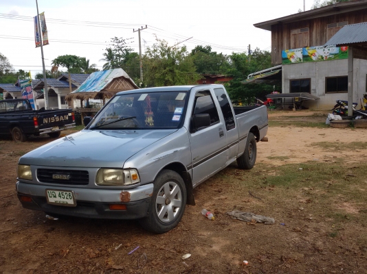 มังกรทอง ยอมประหยัด  เครืื่ง90hp หน้าตาเดิมๆ ขับทุกวัน 99000