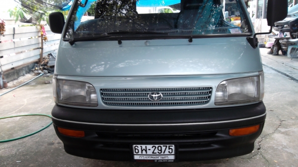 TOYOTA2.5ดีเซล ตู้หัวจรวด ปี1996 ราคาถูกๆ 98000 TOYOTA2.5ดีเซล ตู้หัวจรวด ปี1996 ราคาถูกๆ 98000