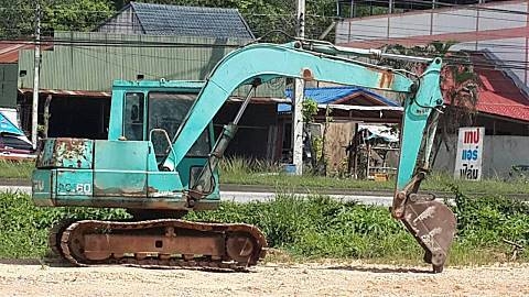 ลงภาพเพิ่มเติม!! KOMATSU PC 60-5 รถเครื่องดี ปั๊มแรง เพิ่งทำปั๊มใหม่ สีไม่ค่อยสวย ราคาคุยได้ 087-2976734