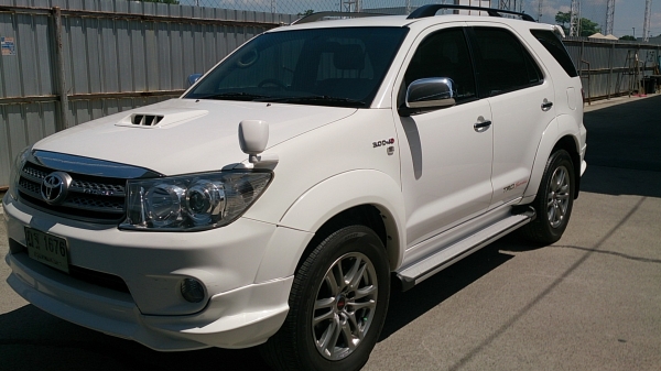 TOYOTA FORTUNER TRD Sportivo II 3.0 AT 4WD ปี 2010