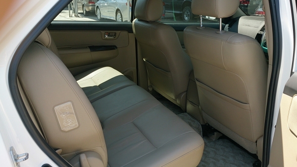 TOYOTA FORTUNER TRD Sportivo II 3.0 AT 4WD ปี 2010