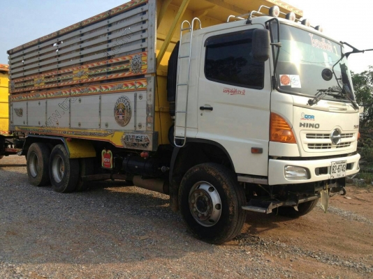 รถบรรทุก 10 ล้อ พร้อมหางพ่วง 12 ล้อ 2 ชุด รถบรรทุก 10 ล้อ พร้อมหางพ่วง 12 ล้อ 2 ชุด