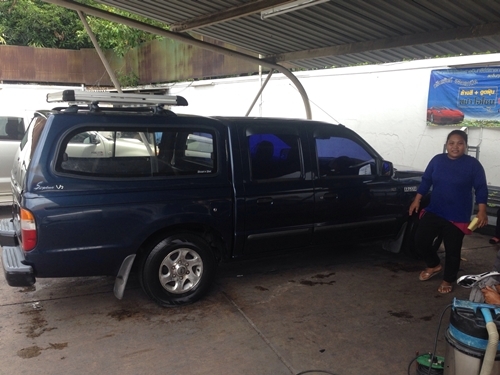 ขาย ford ตัวtop เกียร์ออโต้ วิ่งน้อย ไม่เคยชน