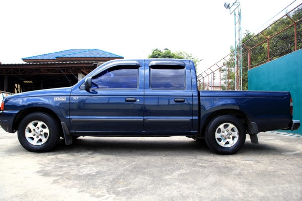 ขาย ford ตัวtop เกียร์ออโต้ วิ่งน้อย ไม่เคยชน