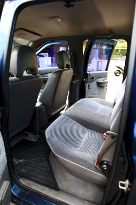 ขาย ford ตัวtop เกียร์ออโต้ วิ่งน้อย ไม่เคยชน