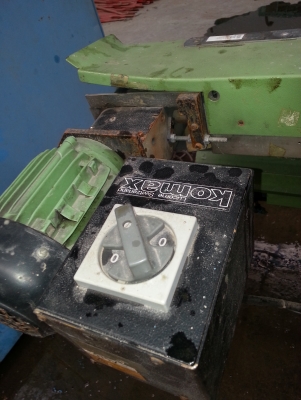 ขายเครื่องย้ำหัวสายไฟอัตโนมัติ