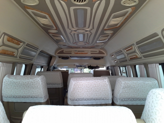 ขายรถตู้  Toyota Hiace Commuter 2013